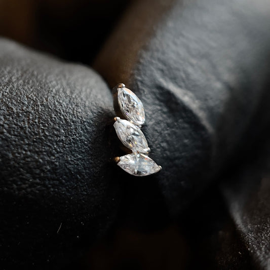 leaf zirconia stud